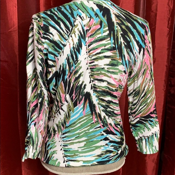 NWT Cable & Gage Thin Sweater - Picture 5 of 9